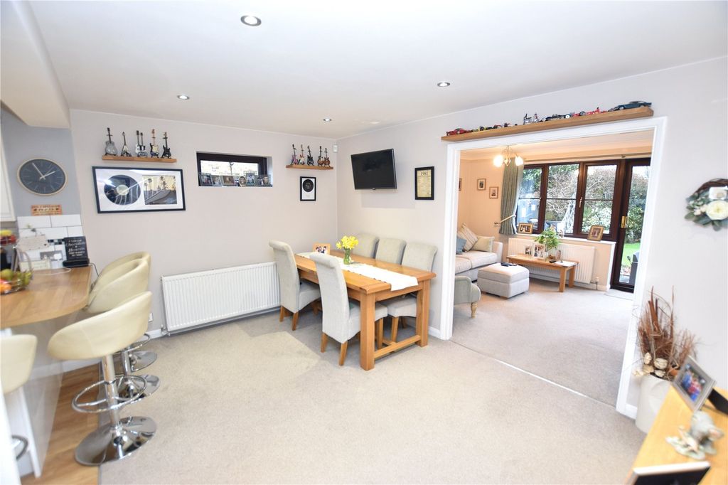 Property photo 3 of 14 Picture No. 13