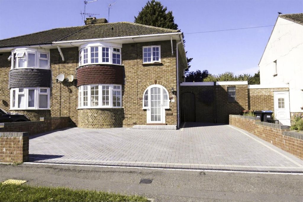 Property photo 1 of 15 Front