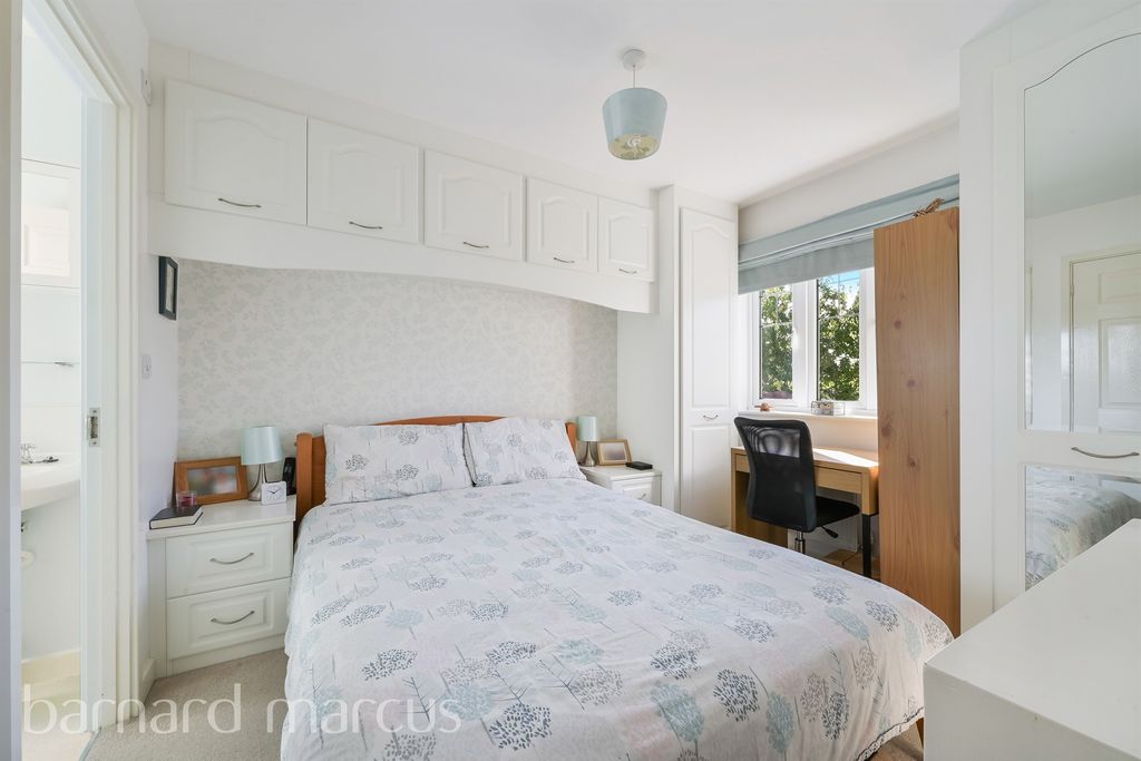 Property photo 3 of 9