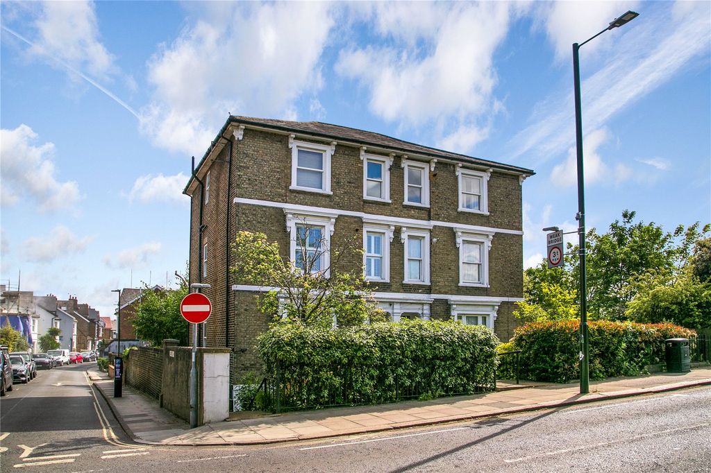 Property photo 1 of 10 Picture No. 03