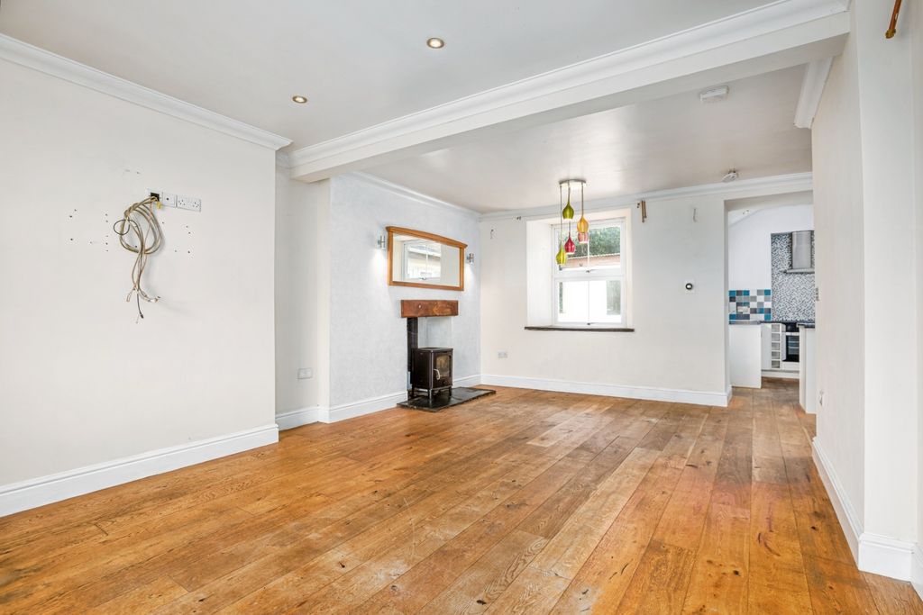 Property photo 3 of 15 Open Plan Living