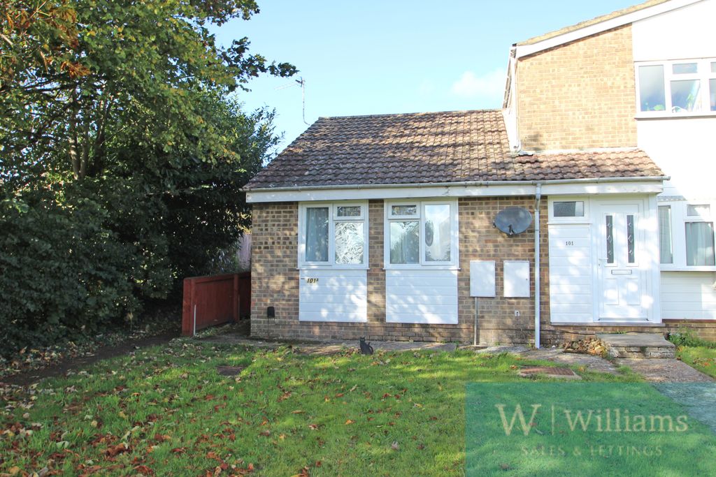 Property photo 1 of 10 Front