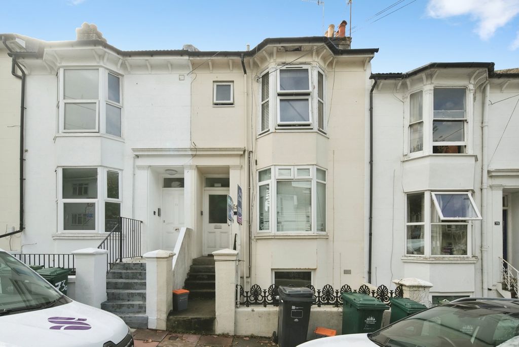 Property photo 1 of 19 Pbox-Img.Jpg