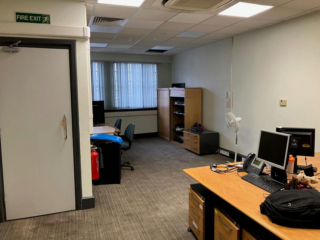 Property photo 2 of 8 3.Jpg