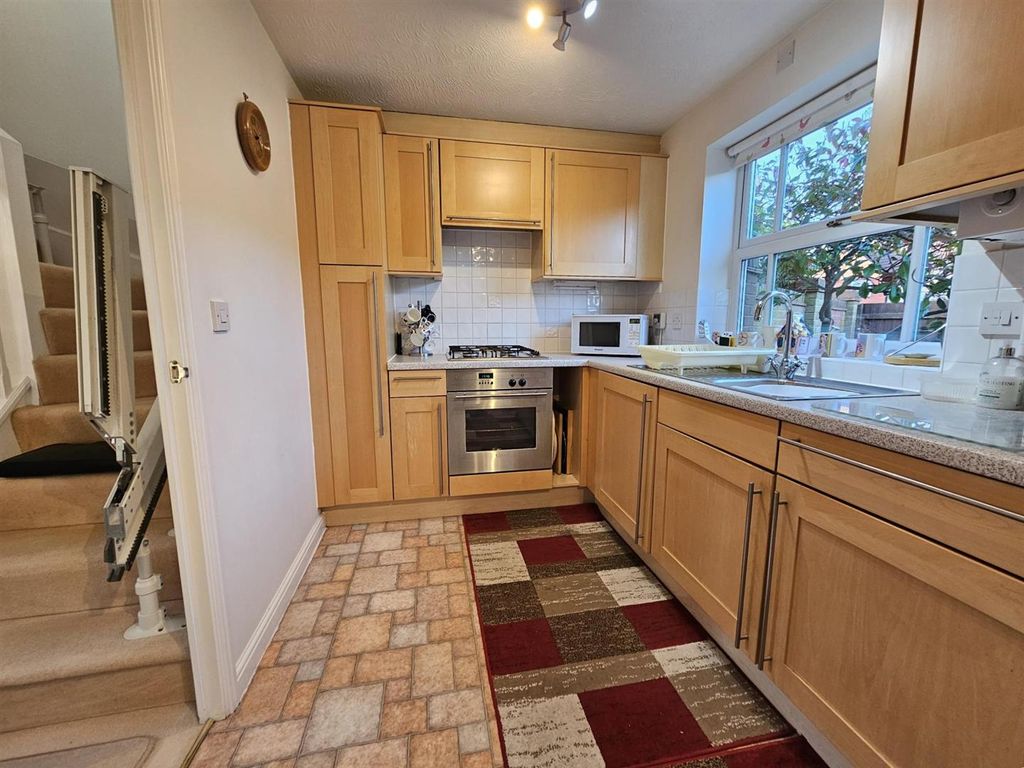 Property photo 3 of 14