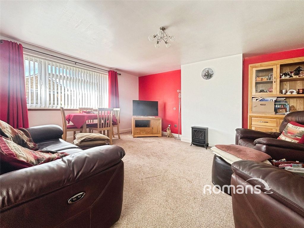 Property photo 2 of 14 Picture No. 10