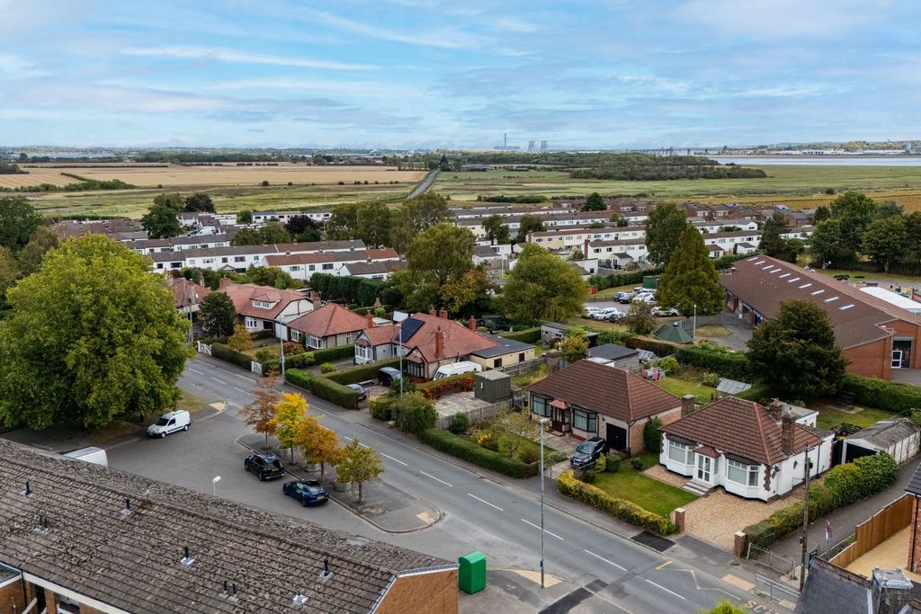 Property photo 3 of 30