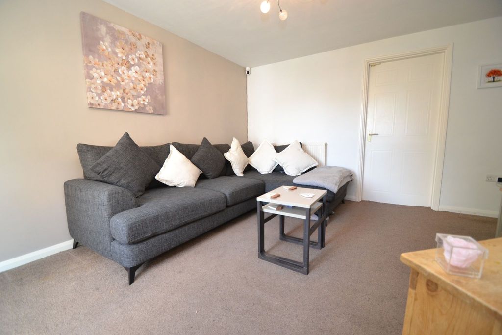 Property photo 3 of 19 Photograph 3