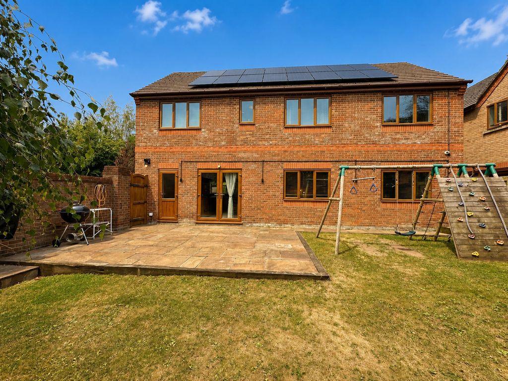 Property photo 2 of 38