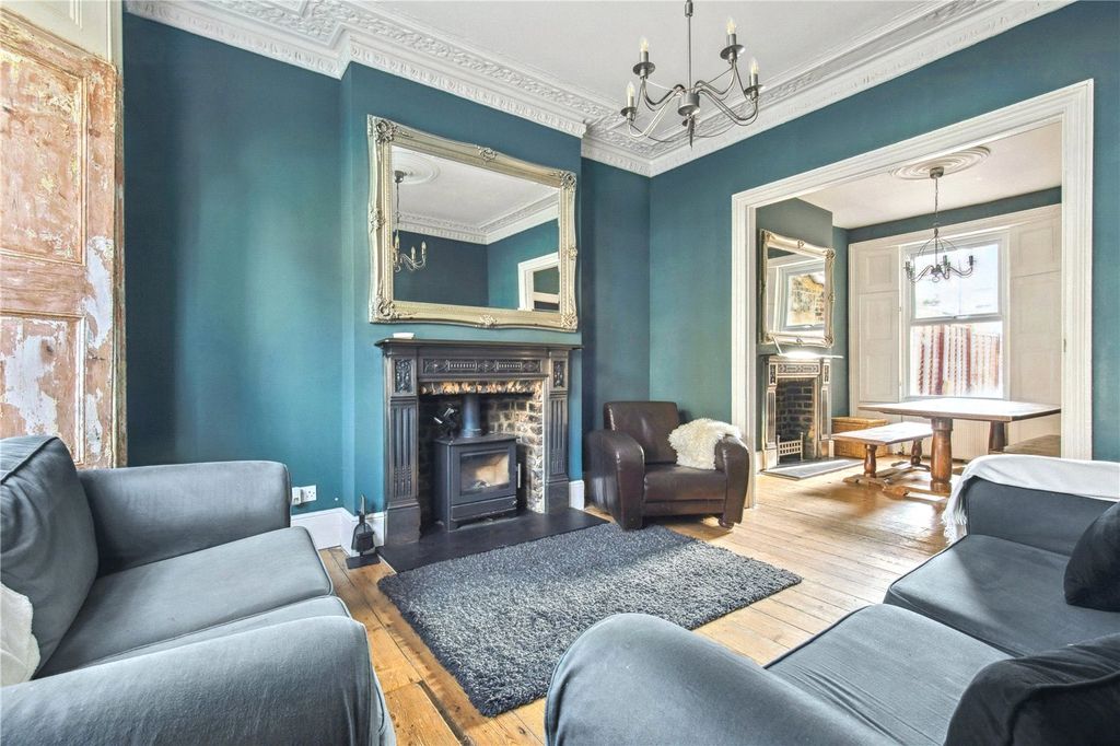 Property photo 1 of 14 Picture No. 05