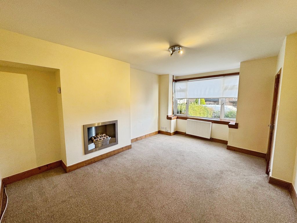 Property photo 2 of 9 Gallery