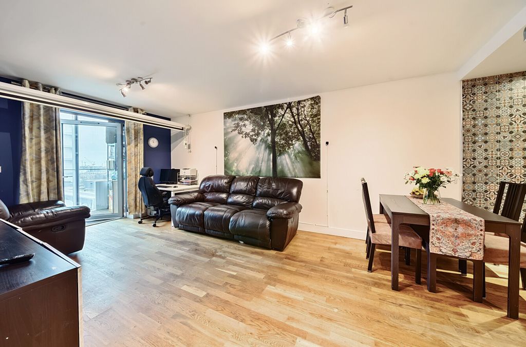 Property photo 1 of 27 1238149 (4)