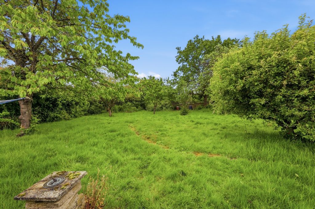 Property photo 2 of 22 Picture No. 37