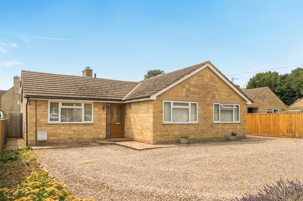 Property photo 1 of 14 External