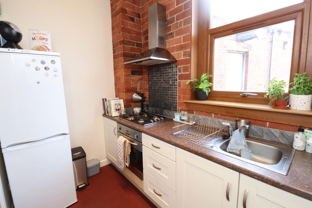 Property photo 2 of 11 0 General