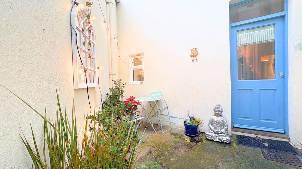 Property photo 1 of 8 T1.Png