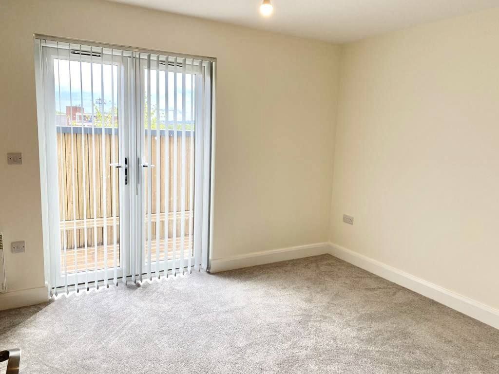 Property photo 3 of 11 Gallery