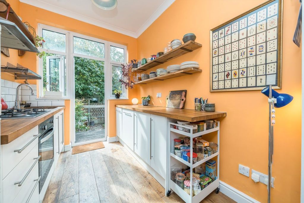 Property photo 2 of 5