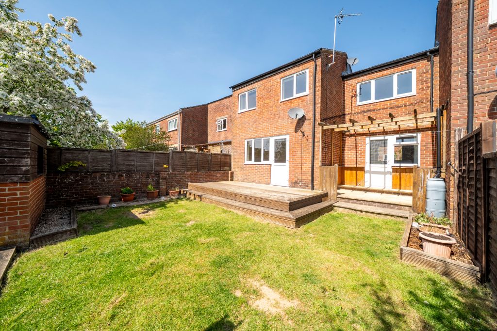 Property photo 2 of 24
