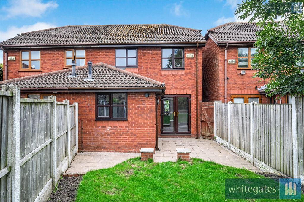 Property photo 2 of 32 Picture No. 24