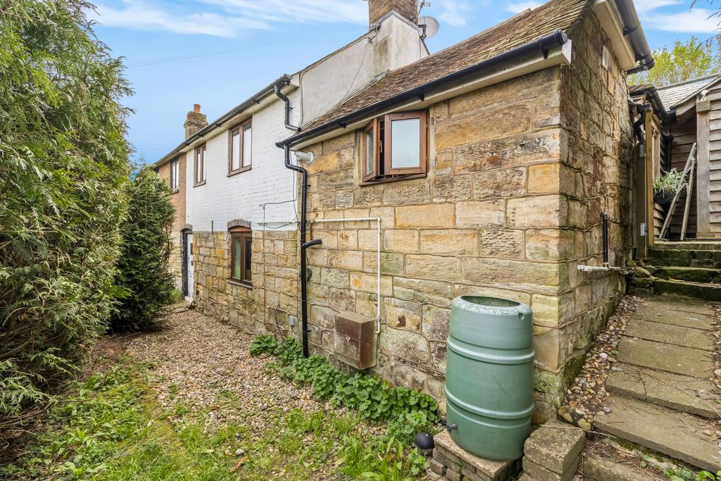 Property photo 1 of 29