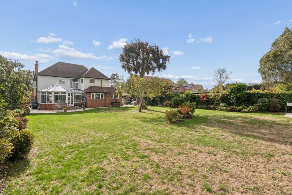 Property photo 3 of 39