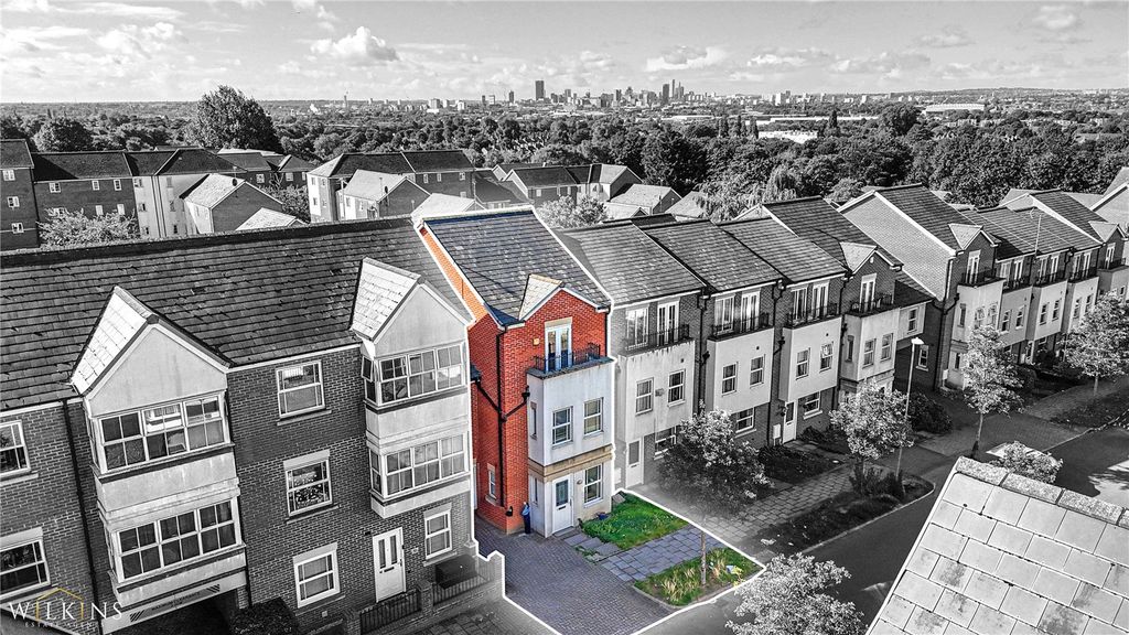 Property photo 2 of 36 Picture No. 15