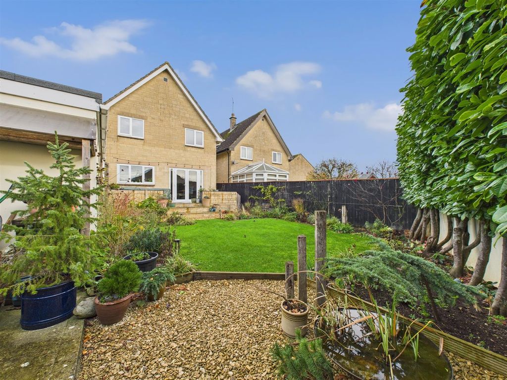 Property photo 2 of 15 Rear