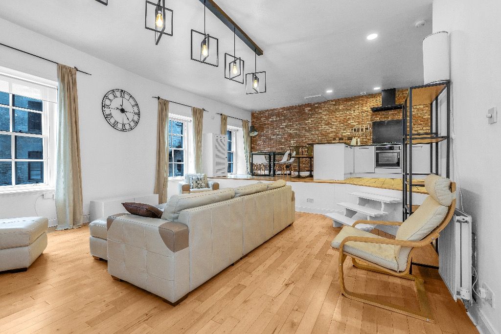 Property photo 1 of 11 Photo 1