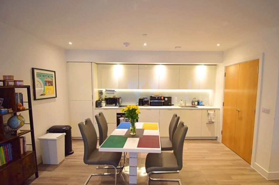 Property photo 3 of 6 Colindale Gardens 3.Jpeg