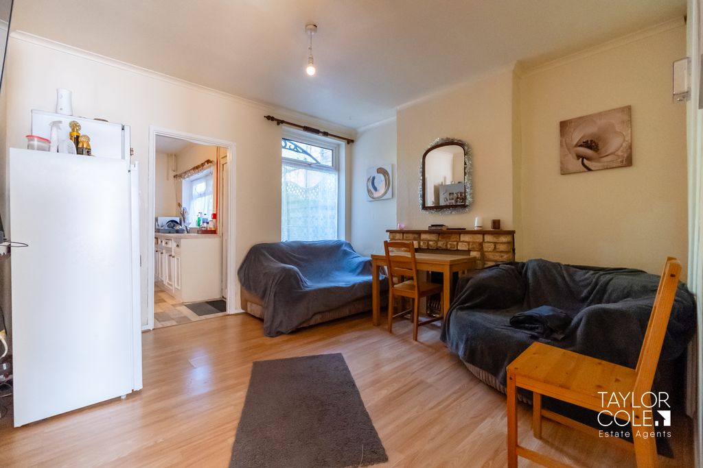 Property photo 2 of 19