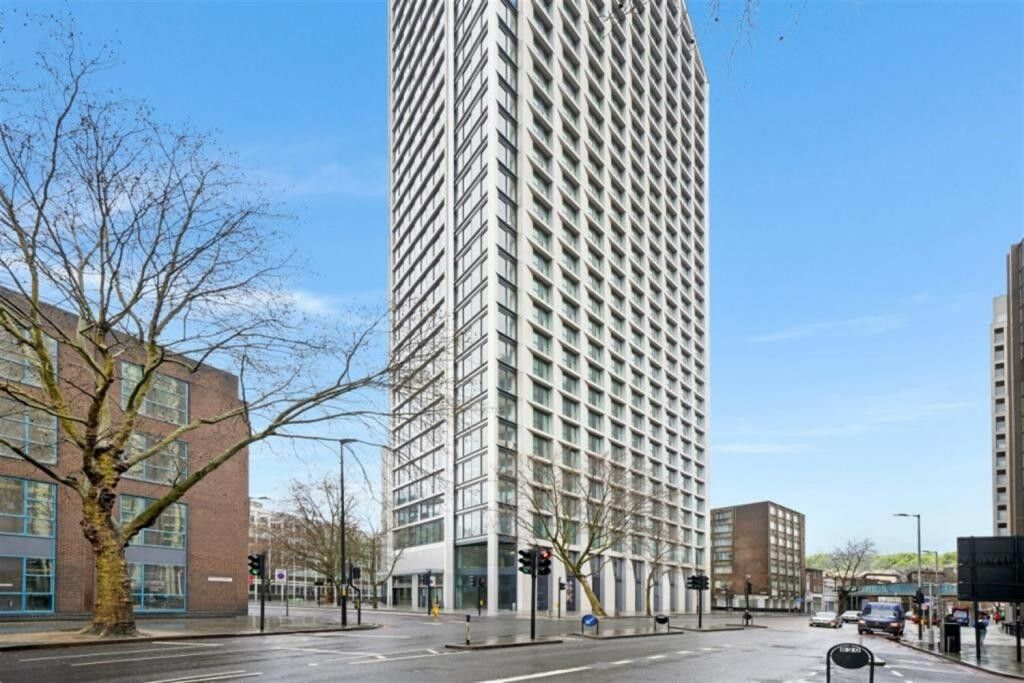 Property photo 3 of 24