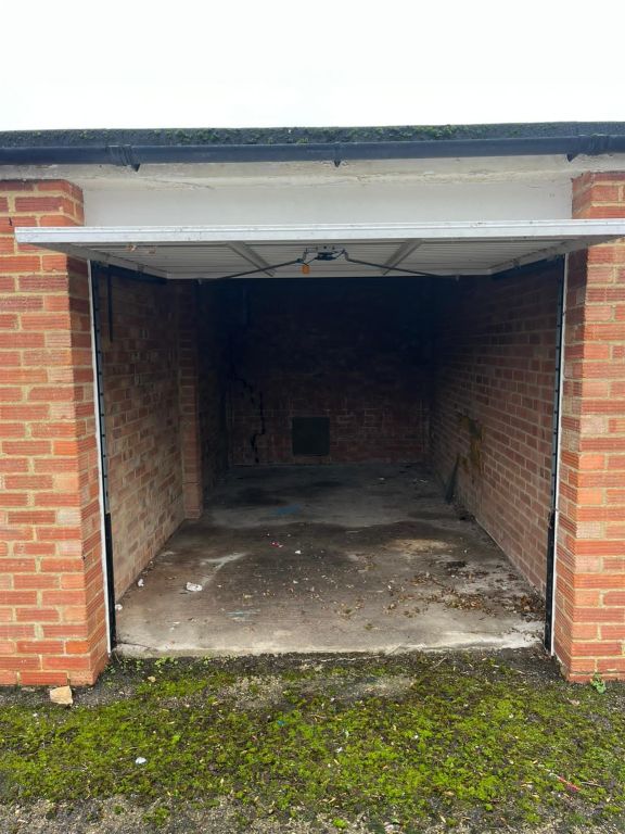 Property photo 3 of 5