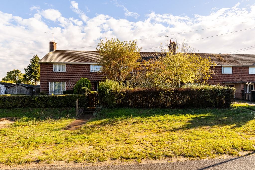 Property photo 1 of 30 2 Church Terrace (Roughton)-8