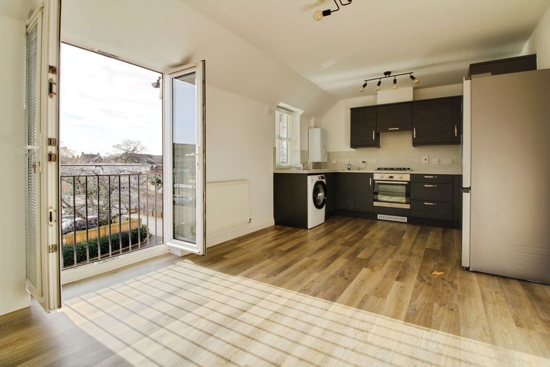 Property photo 2 of 13 Photo 14