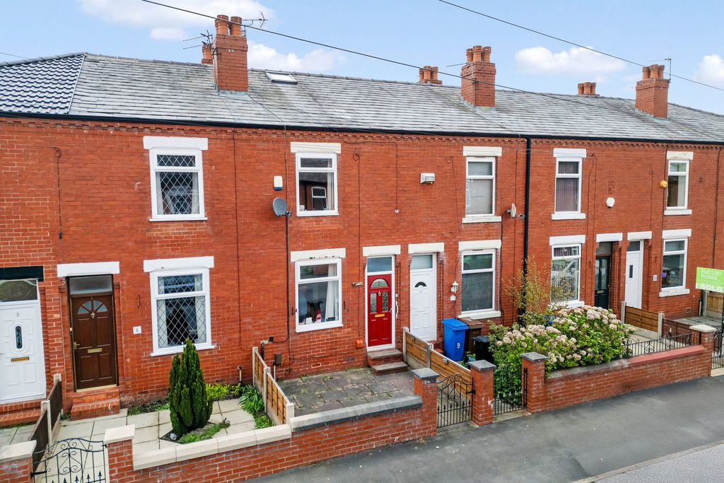 Property photo 1 of 20