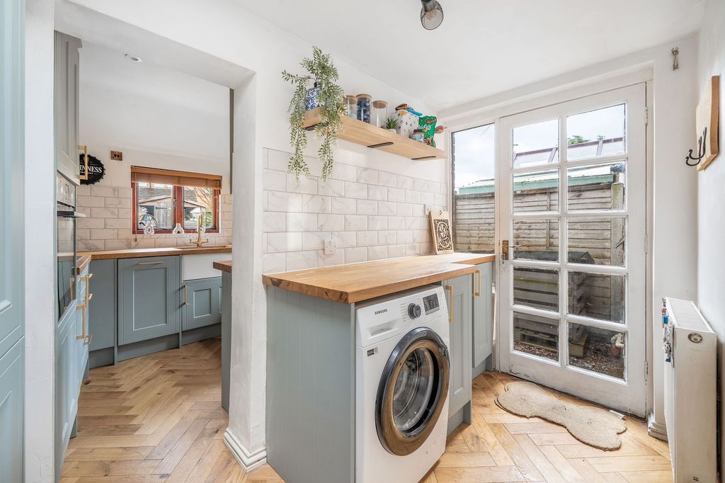 Additional image 4 of 2 bed terraced house for saleNewlands, Pershore WR10
