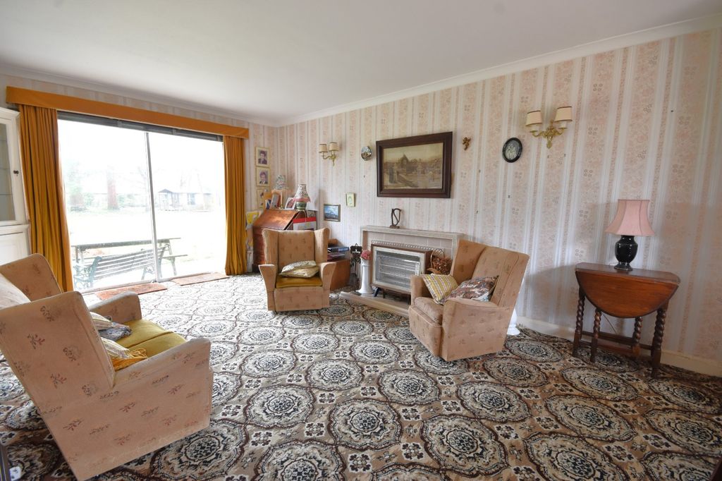 Property photo 2 of 17 Picture No. 22