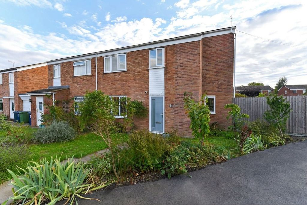 Property photo 1 of 25