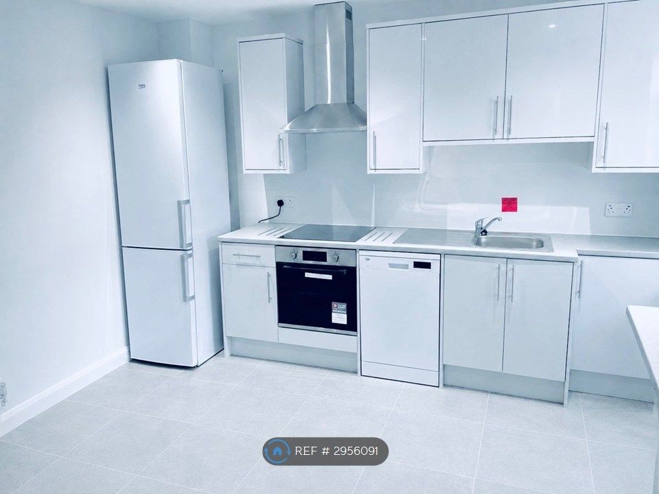 Property photo 1 of 8 Kitchen/Lounge