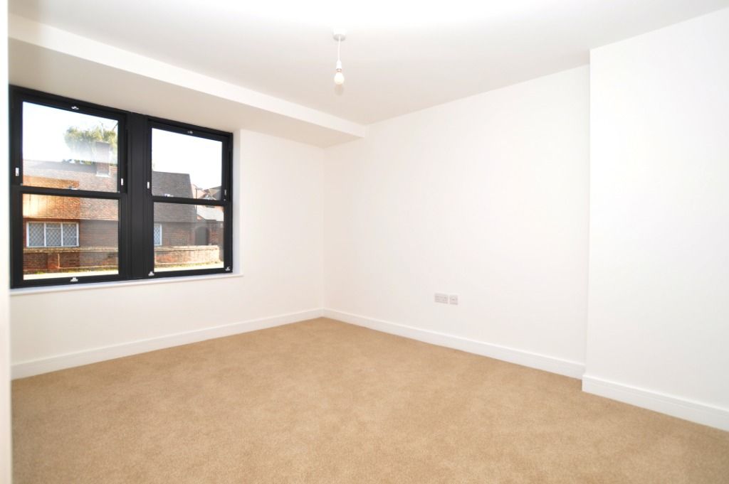 Property photo 3 of 4