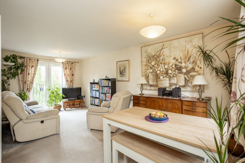 Property photo 2 of 13