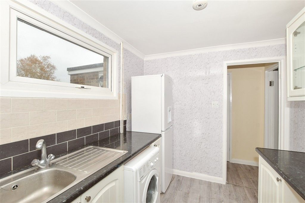 Property photo 1 of 14 Kitchen