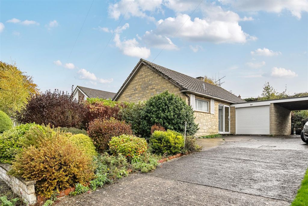 Property photo 1 of 17 1371007-18-68F63Defb9Cf1.Jpg