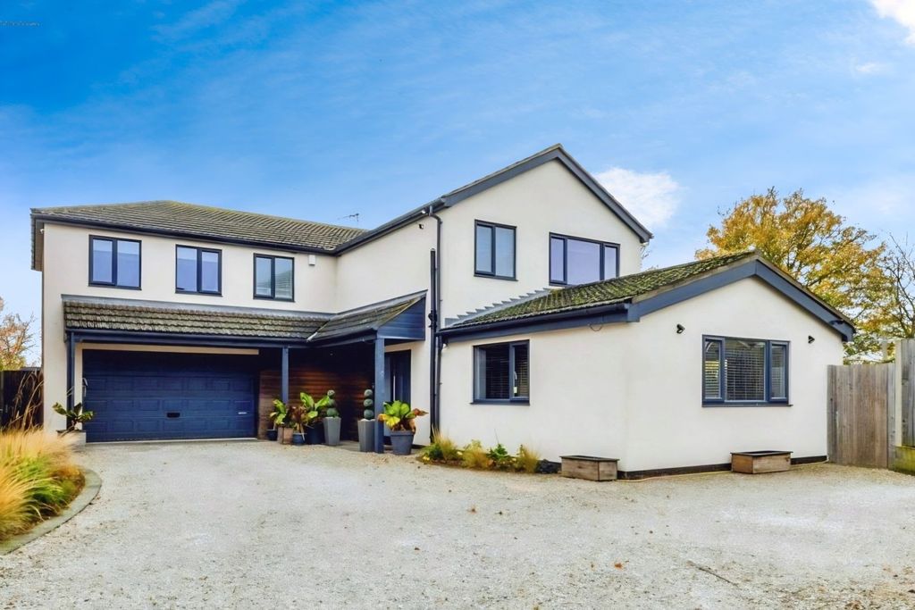 Property photo 1 of 29 Front