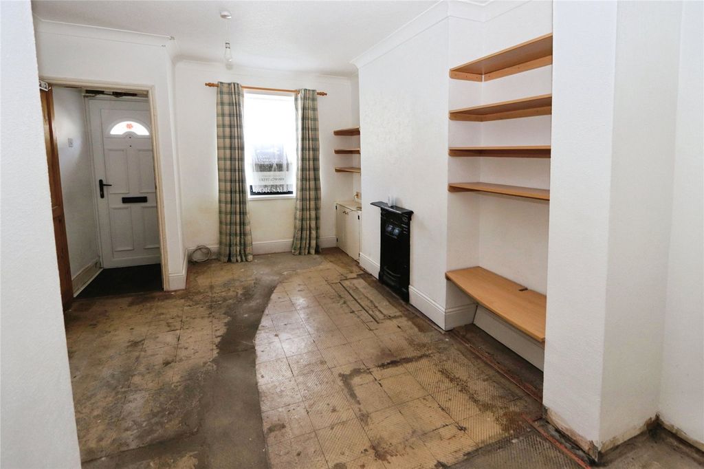Property photo 3 of 13 Picture No. 12