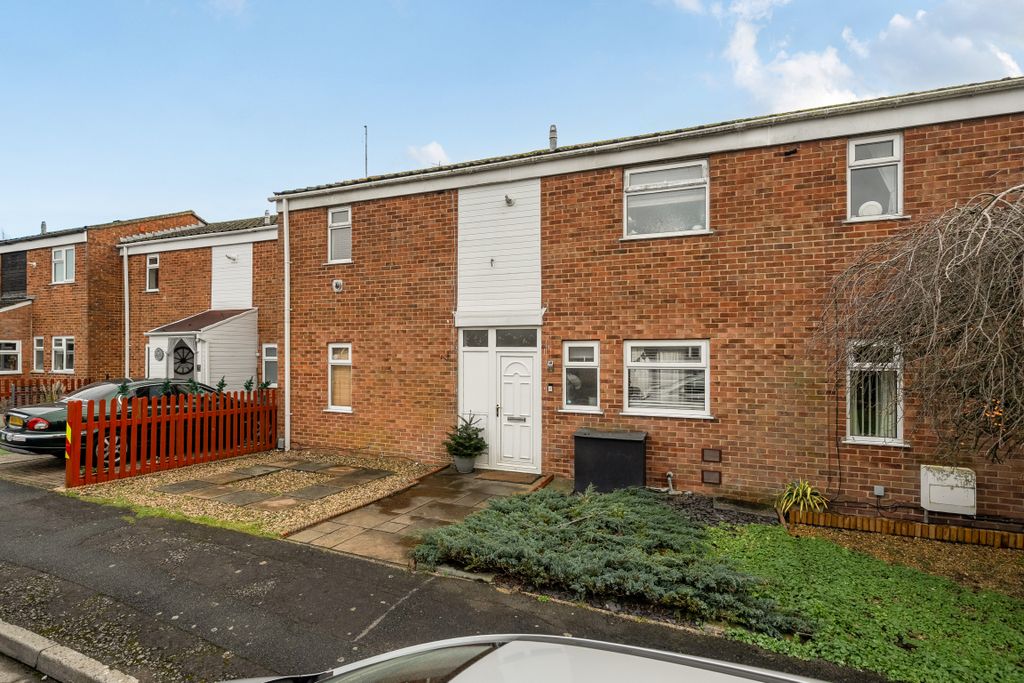 Property photo 1 of 12 140035318696F5d44Eb283