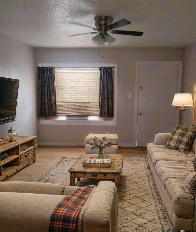 Property photo 2 of 15 <Alttext/>