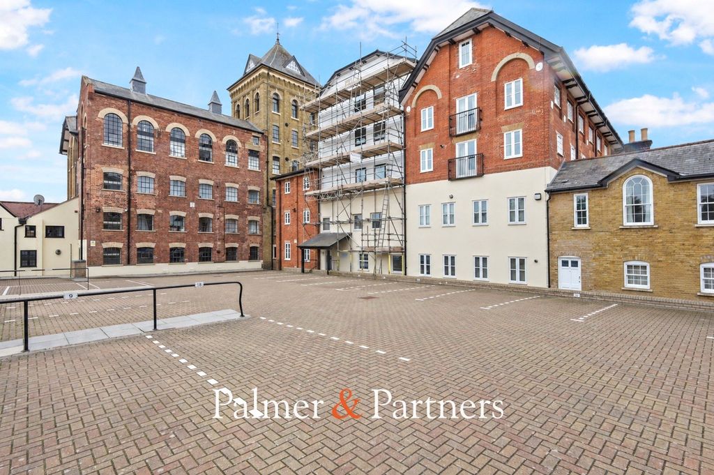 Property photo 1 of 17 Picture No. 03