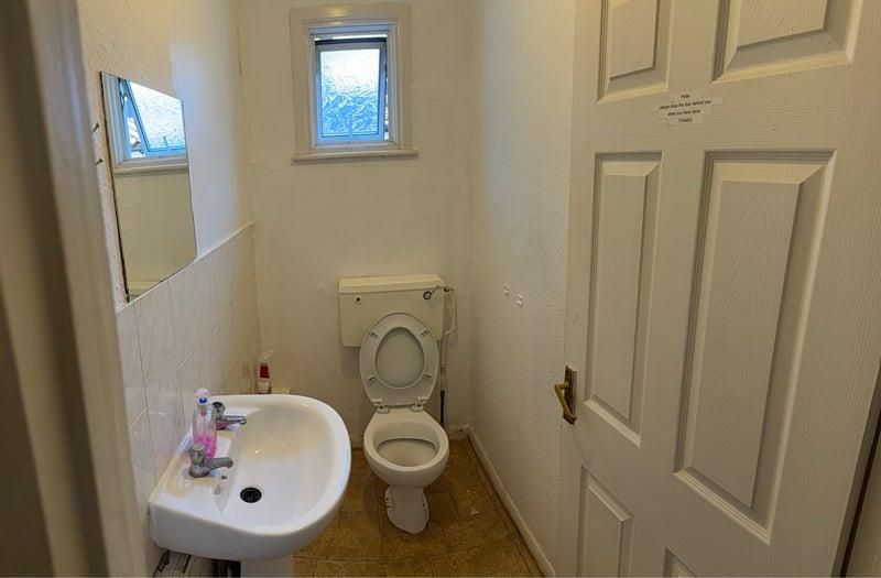 Property photo 3 of 4 99968694.Png